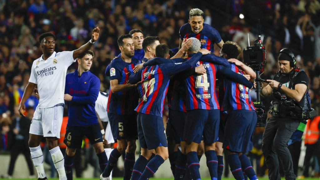 FC Barcelona win El Clasico 2-1