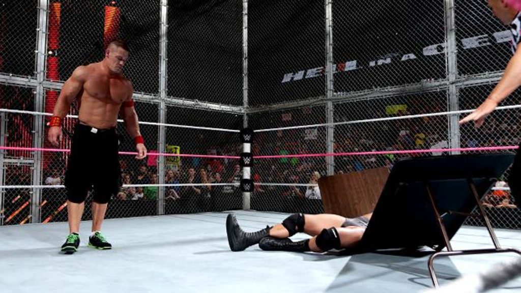 John Cena v/s Randy Orton (Hell in a Cell, 2014)