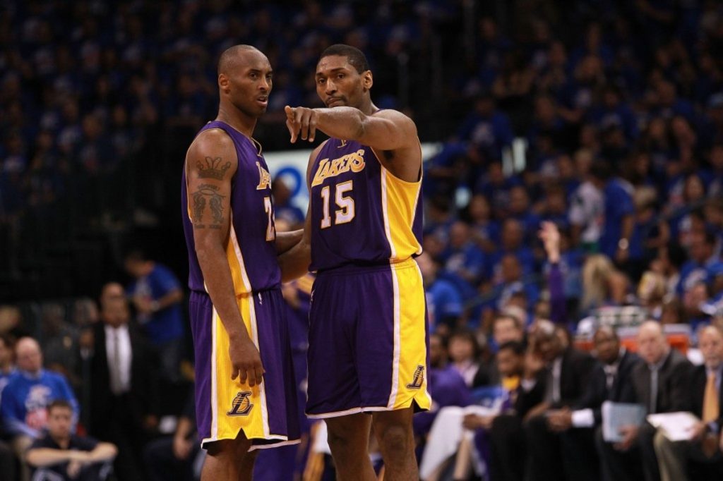 Inside Kobe Bryant’s Mind Games: How He Tricked Metta Sandiford-Artest into Ejection with a Sneaky Elbow