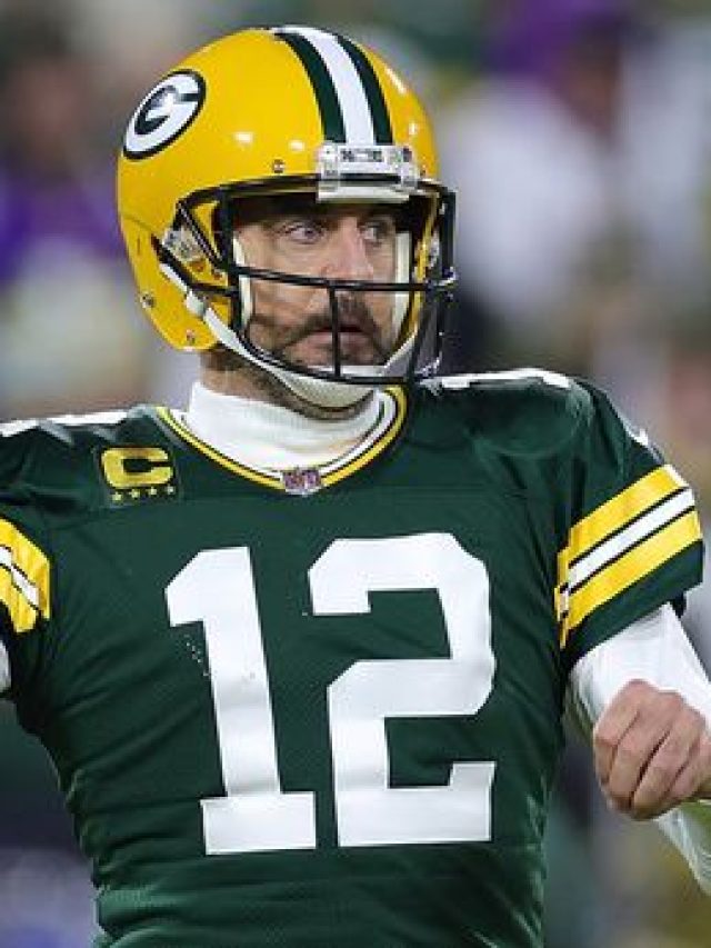 Aaron Rodgers’ Rumored Girlfriend Takes Social Media By Storm – Bullscore