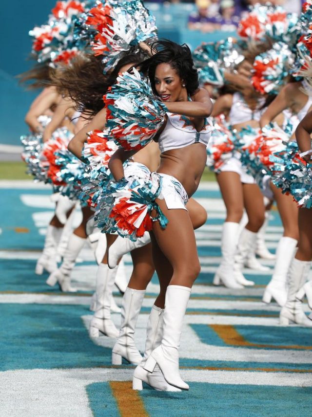 Dolphins Cheerleader Makes Waves With Captivating Dance Video Bullscore 4511