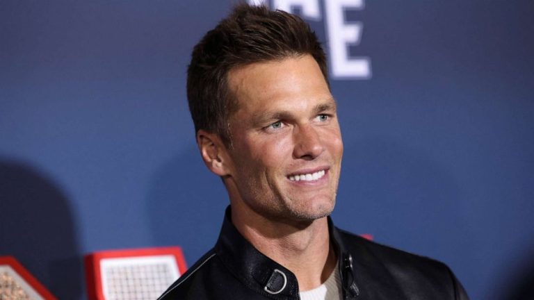 NFL Retirement Does Suit Tom Brady, Shirtless Photos Going Viral On ...