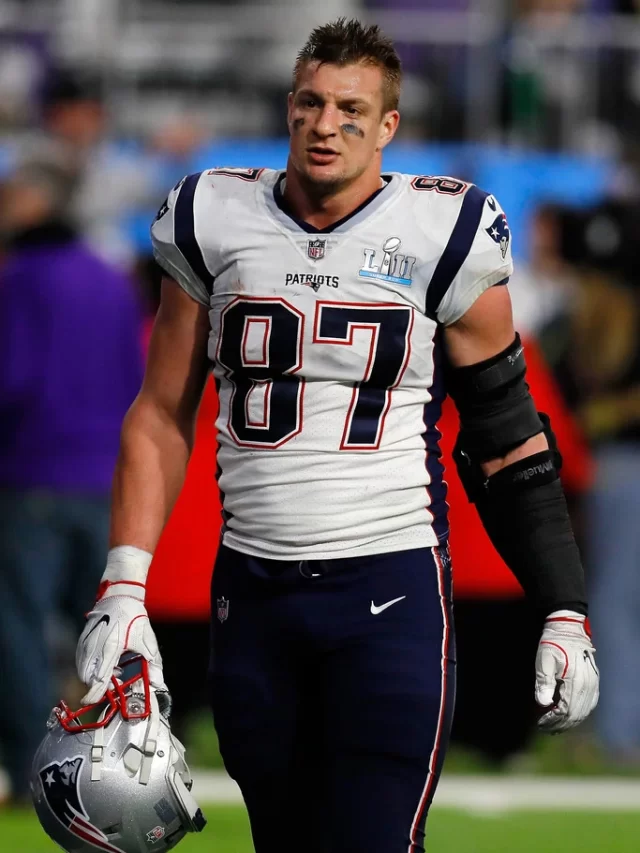 Rob Gronkowski Wants Taylor Swift And Kelce Together – Bullscore