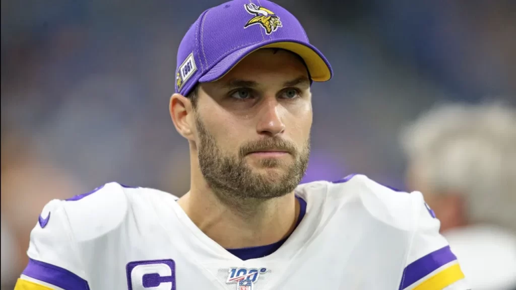 Kirk Cousins keeps his Hulk Hogan mustache despite wife's