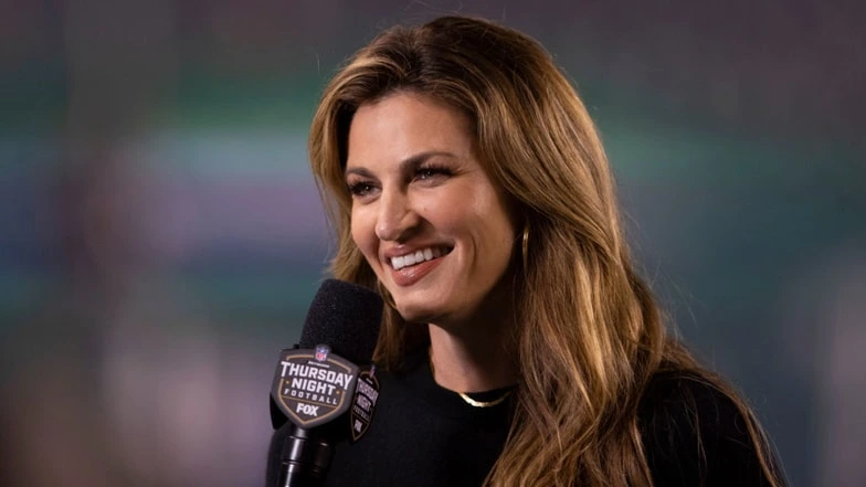 Wild Florida Outfit Photos Of Erin Andrews Setting Internet Ablaze