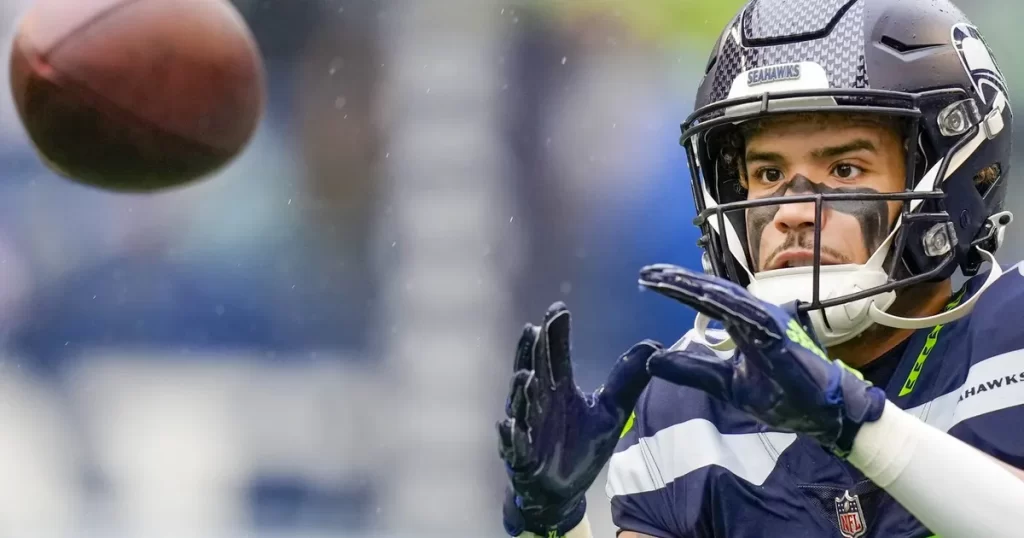 Seahawks WR Cade Johnson Suffers Concussion Amid Preseason-Opening Against Vikings