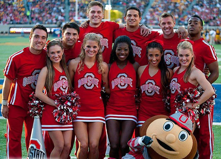 Wild Photos Of Ohio State Cheerleader Going Viral (Video)