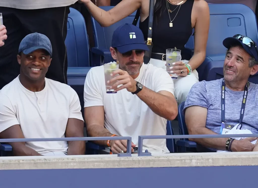 Aaron Rodgers Supports Novak Djokovic's Stand for Not Being Vaccinated at U.S. Open