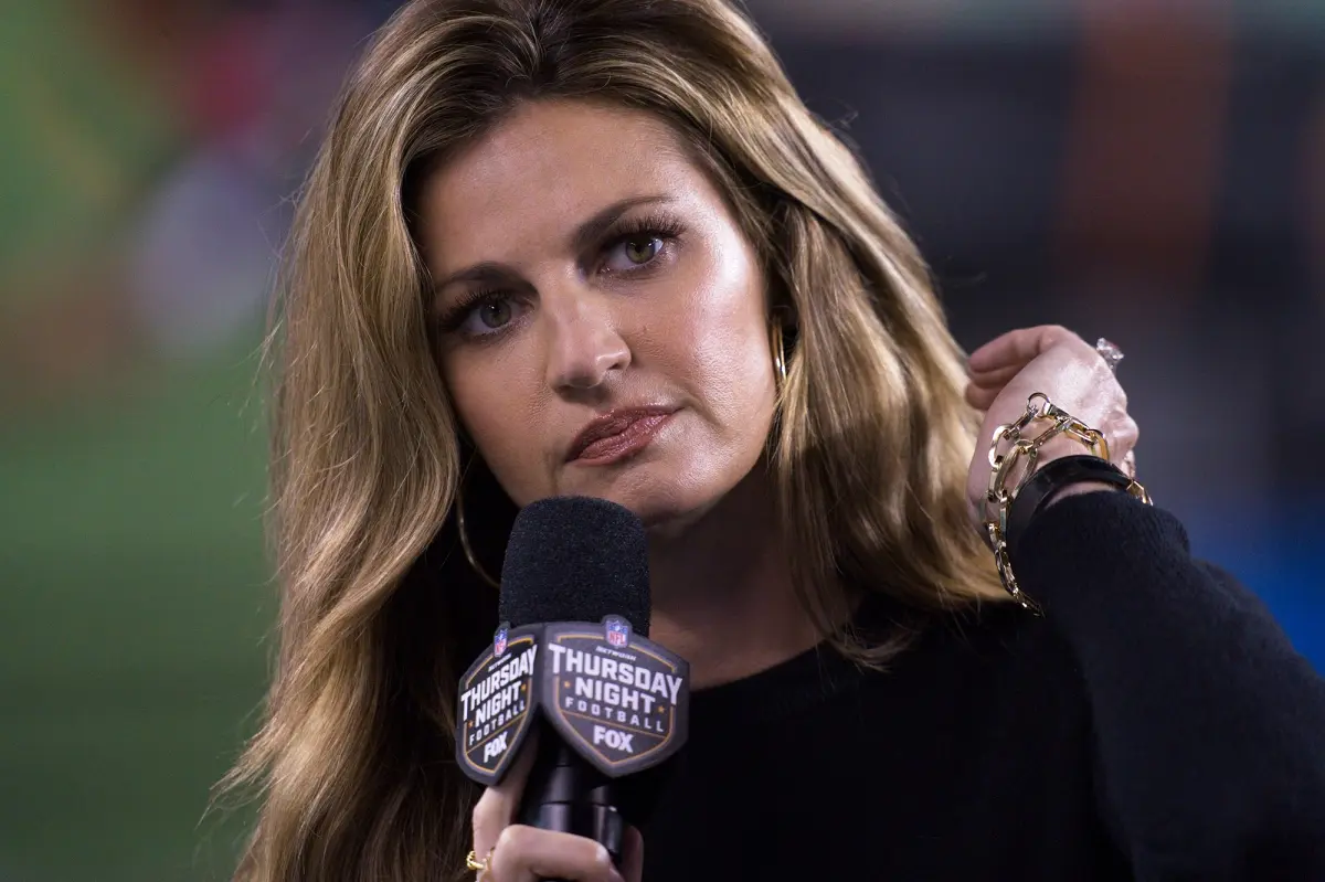 Erin Andrews Shares Exclusive Pregame Tunnel Walk Video