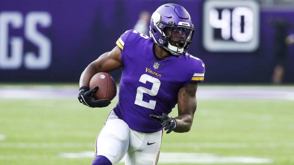 Minnesota Vikings’ Alexander Mattison Confronts Racial Abuse in DMs After Eagles’ Loss