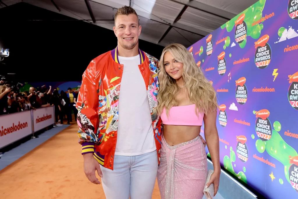Rob Gronkowski Competes With Girlfriend Camille Kostek In Live Ice Bath For Charity