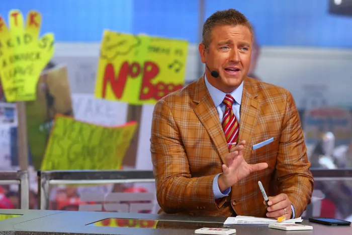 2-Word Message Form Kirk Herbstreit Before Oklahoma-Texas Game