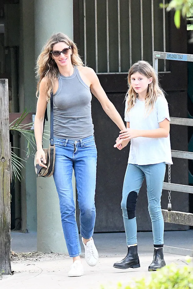 Gisele Bundchen, Tom Brady’s ex-wife, describes her daughter Vivian’s terrifying arm injury as “one of the worst days of my life”