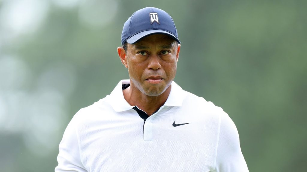 Notah Begay reveals his expectations from Tiger Woods’ big comeback - Bullscore